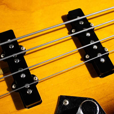 Fender Jaco Pastorius Jazz Bass 2000 - 3-Color Sunburst image 7