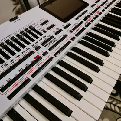 Korg Pa4X 76-Key Professional Arranger 2010s - Black image 1
