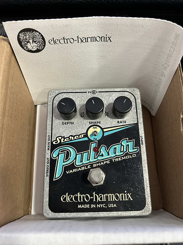 Electro-Harmonix Stereo Pulsar