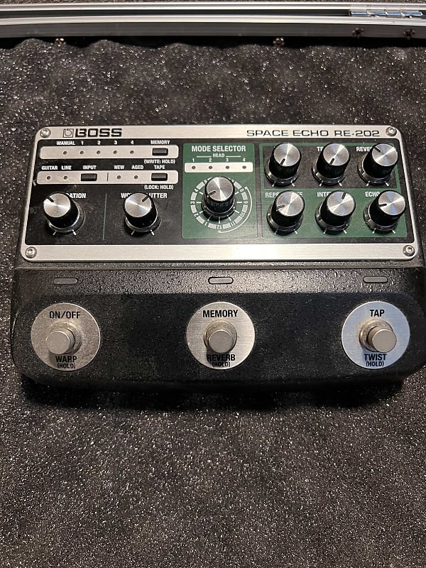 Boss RE-202 Space Echo