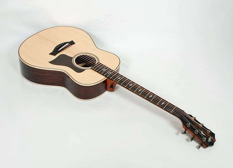 Taylor GT811 Grand Theater 800 series Rosewood Spruce No Electronics #21027 @ LA Guitar Sales image 1