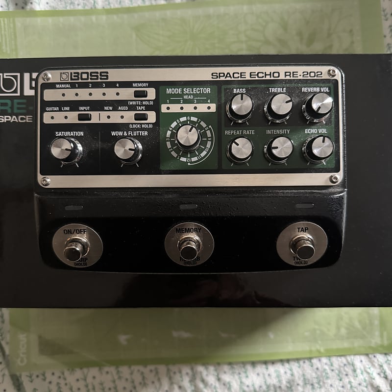 Boss RE-202 Space Echo