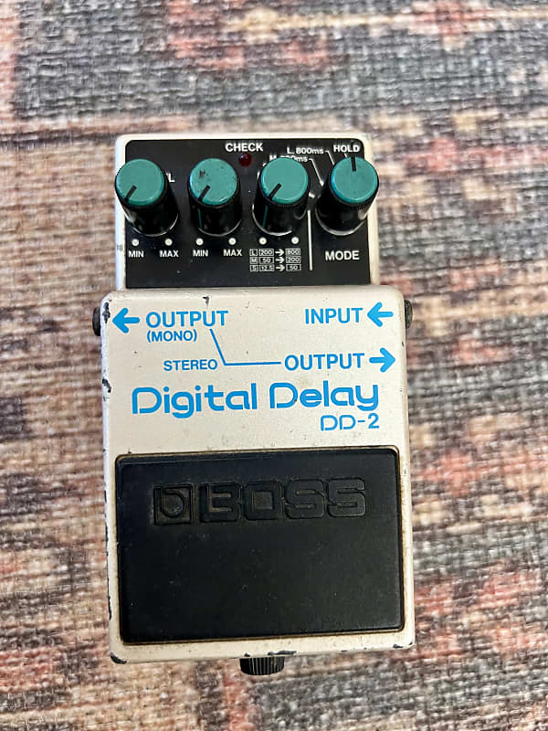 Boss DD-2