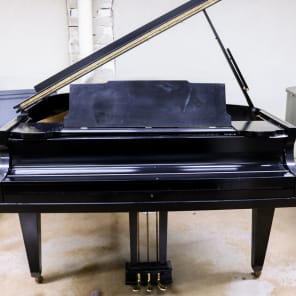Kingsbury baby online grand piano