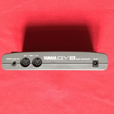 Yamaha QY8 image 2