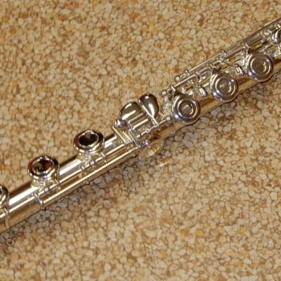 Amadeus AF520-BO Open Hole Flute with Offset G & Low B Key - Silver Plated - Free Shipping image 9