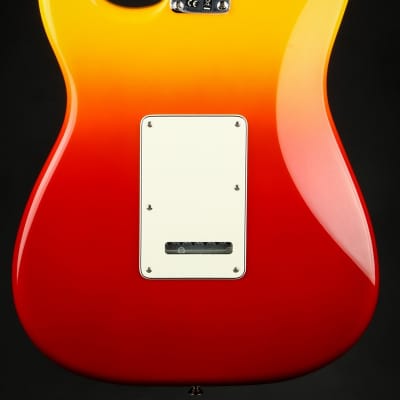 Fender Player Plus Stratocaster Maple Fingerboard Tequila Sunrise image 3