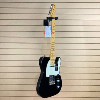 Fender American Professional II Telecaster - Black with Maple Fingerboard w/OHSC + FREE Ship #543 image 5