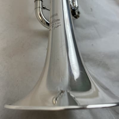 Yamaha YTR-8335LAS Custom LA Trumpet image 8
