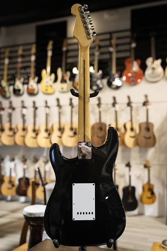 Fender Mexican Standard Stratocaster (Rosewood Fingerboard