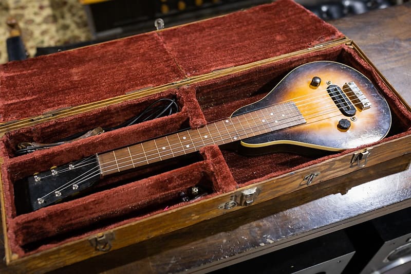 Vintage 1930s Recording King AB-104 Electric Lap Steel w Vintage 1930s Recording King AB-104 Electric Lap Steel w