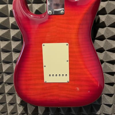 Fender 62 Stratocaster Reissue MIJ flame top image 4