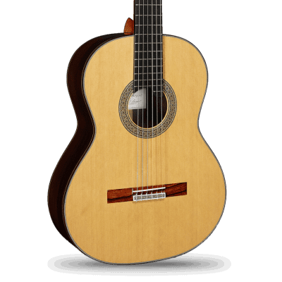 Alhambra Mengual & Margarit Serie C Classic Guitar 4/4 + Case Black Week Price for sale