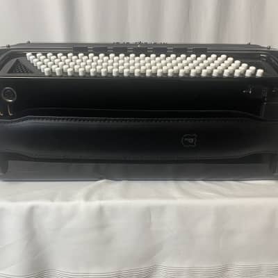 Petosa AM-1000 Leggera LMMH Harmonik mics 19-1/4” 2018 - Black gloss - Limex Bass image 8