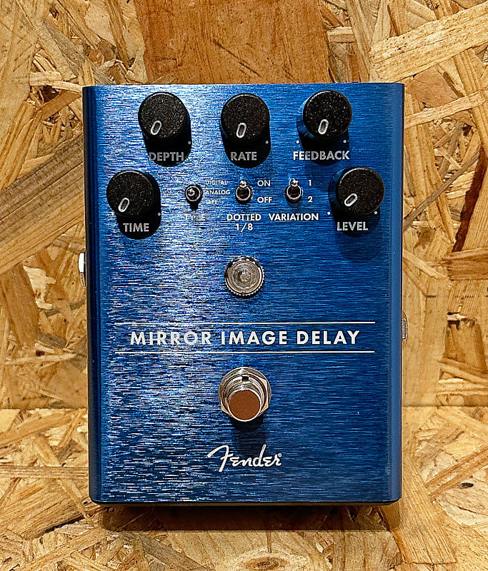 Fender Mirror Image Delay