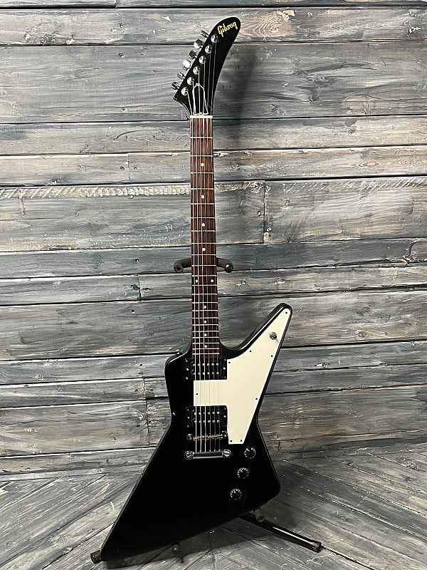 Used Gibson 1983 Explorer Guitar with Gibson Case - Ebony