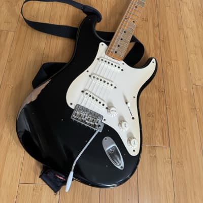 ギター Fender Mexico Road Worn 50s Stratocaster Fender Road Worn 50's Strat - 2 Tone Sunburst | Long & McQuade
