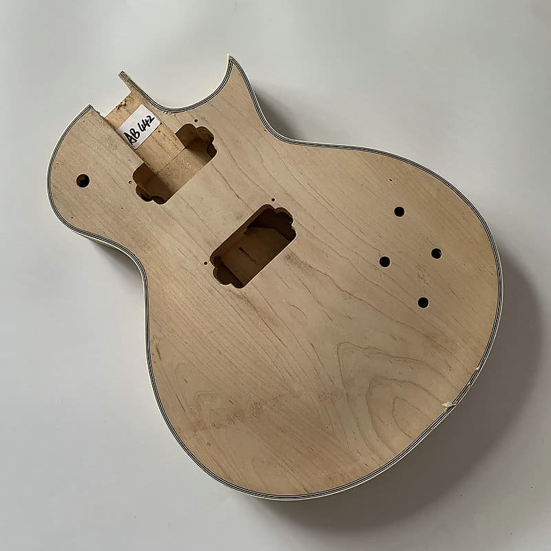 Lp style store guitar body