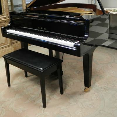 Yamaha baby grand piano | Reverb