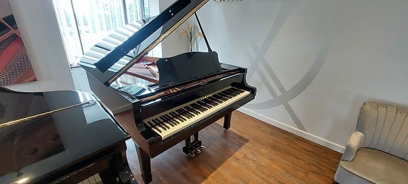 Yamaha C3 Grand Piano (pre-owned c.2004) | Reverb