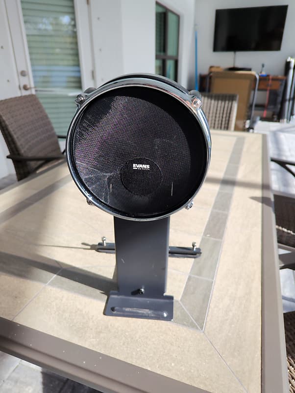 Alesis 8" Mesh Kick Pad Reverb