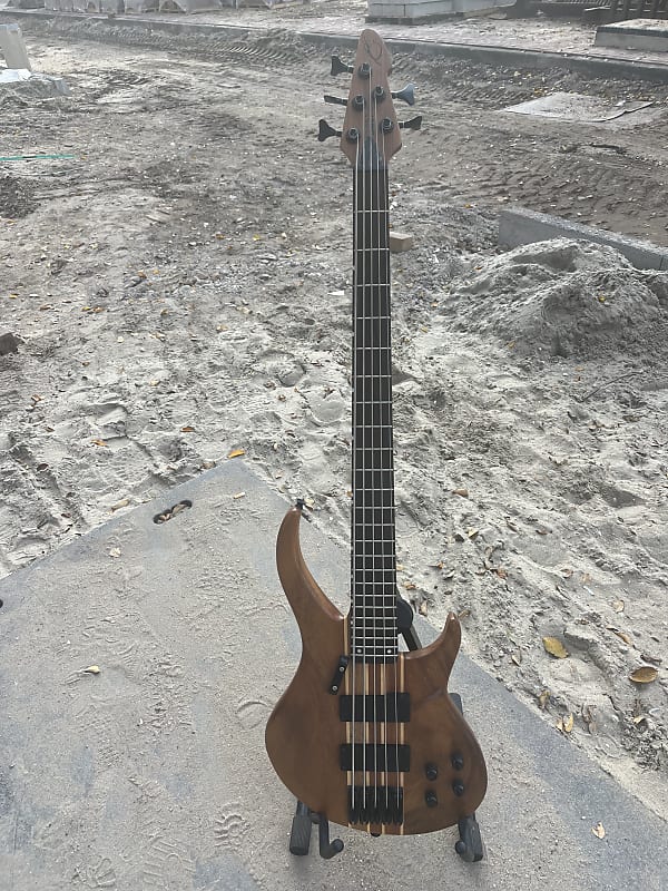 Peavey Grind Bass 5 NTB 5-String Neck-Thru Electric Bass Natural