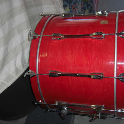 Ludwig Classic Maple 90s Flame Red Shadow Bass Drum 24X16, looks and sounds Great! image 4