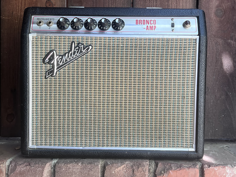 fender USA bronco ヴィンテージ Fender Bronco 6-Watt 1x8