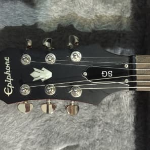 Epiphone SG G-400 2014 Aged Cherry with Bigsby B5 Vibrato Epiphone SG G-400 2014 Aged Cherry with Bigsby B5 Vibrato