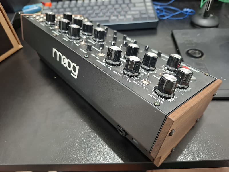 Moog DFAM Drummer From Another Mother Analog Percussion
