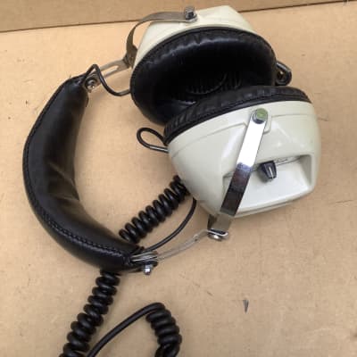 Vintage Made In Japan Headphones B.S.T SH 22 / super funky chunky retro cool look image 3
