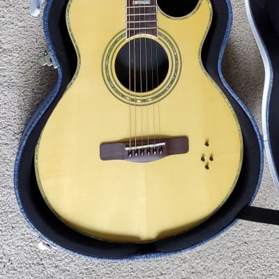 Samick Greg Bennett Blackbird Series SMJ-17CE Acoustic Electric