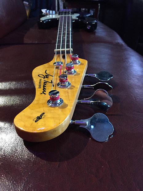 Jay turser sales vintage series bass