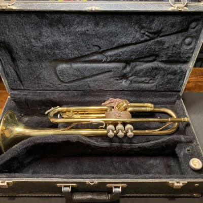 Holton USA Trumpet Model T602 image 3