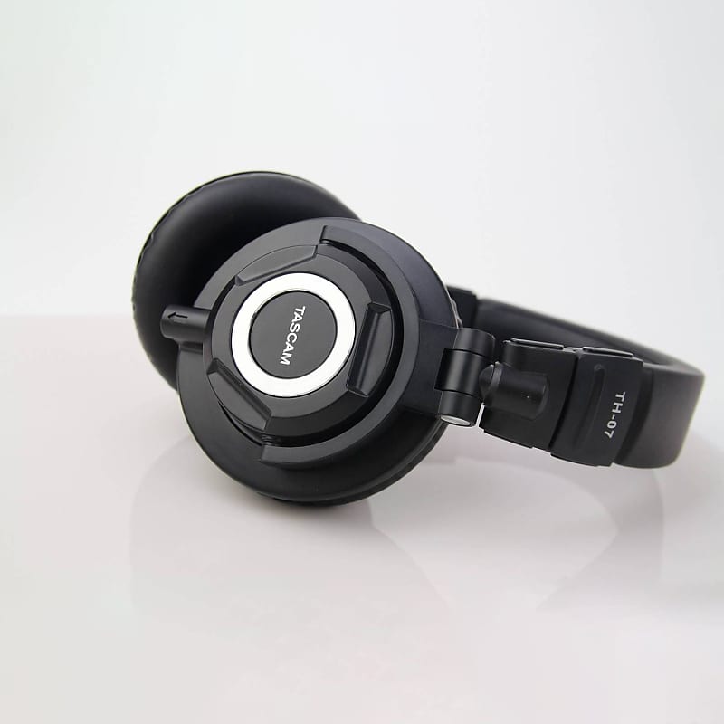 Mint Tascam TH-07 High Definition Recording Studio Monitor Headphones  			