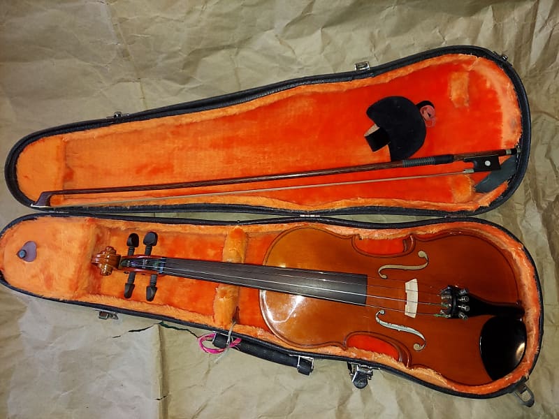 Kiso Suzuki No.7 sized 1/2 violin with case, Japan 1978