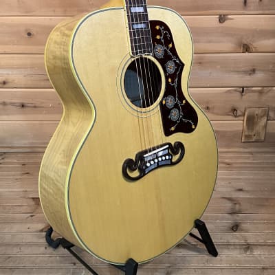 Gibson j-200 エルビス　限定モデル Gibson J-200 Elvis Presley Signature 1996 LIMITED EDITION