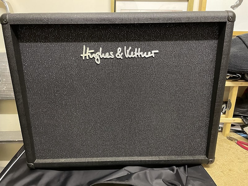 Hughes & Kettner TubeMeister 212 120-Watt 2x12