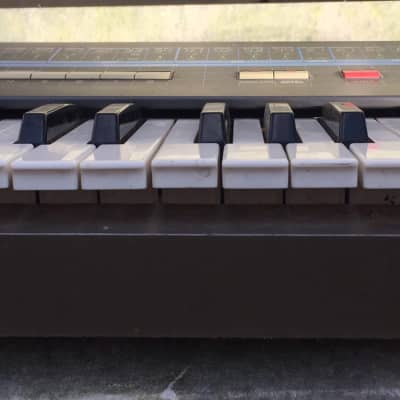 Korg Poly-61 power up but needs full service repair check VIDEO image 6