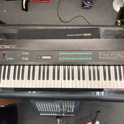 Yamaha DX9 Programmable Algorithm Synthesizer 1983 - Black