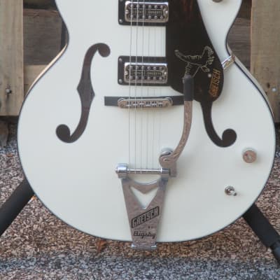 Gretsch G6636T-RF Richard Fortus Signature Falcon Center Block image 4