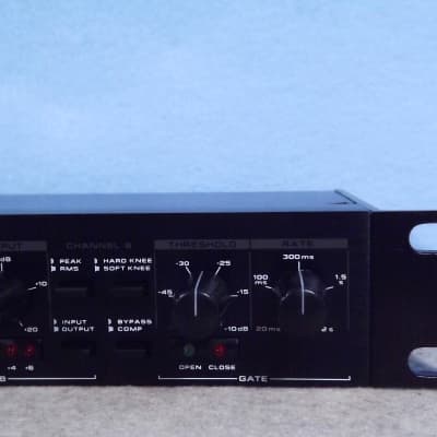 Alesis 3630 Dual-Channel Compressor / Limiter with Gate image 5