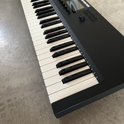 Native Instruments KOMPLETE KONTROL S49 MK2 VAPOR GRAY | eBay