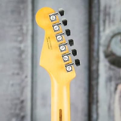 Fender American Ultra Stratocaster, Rosewood Fingerboard, Ultraburst *Demo Model* image 7