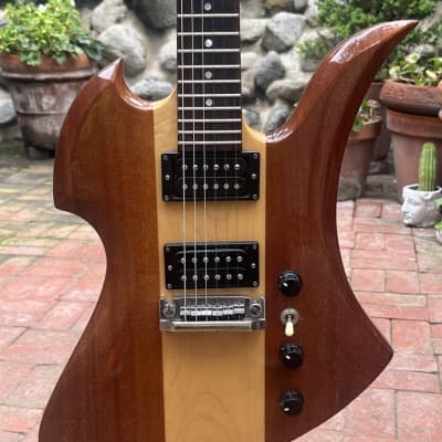 1982 B.C. Rich Mockingbird 