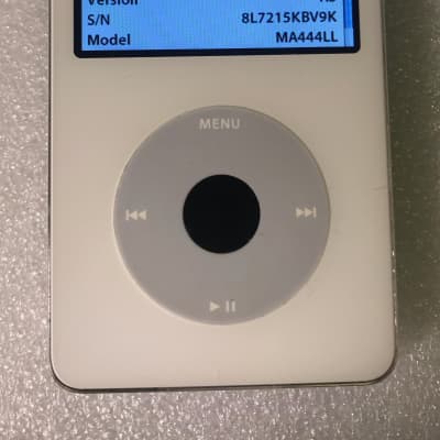Apple iPod classic 5th Gen video A1136 2005 - white | Reverb