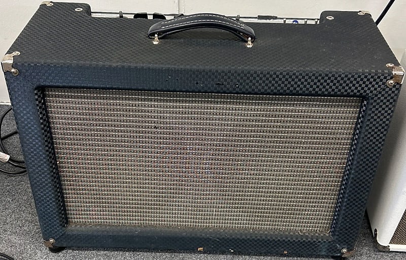 Ampeg Model R-212R Reverberocket 50-Watt 2x12