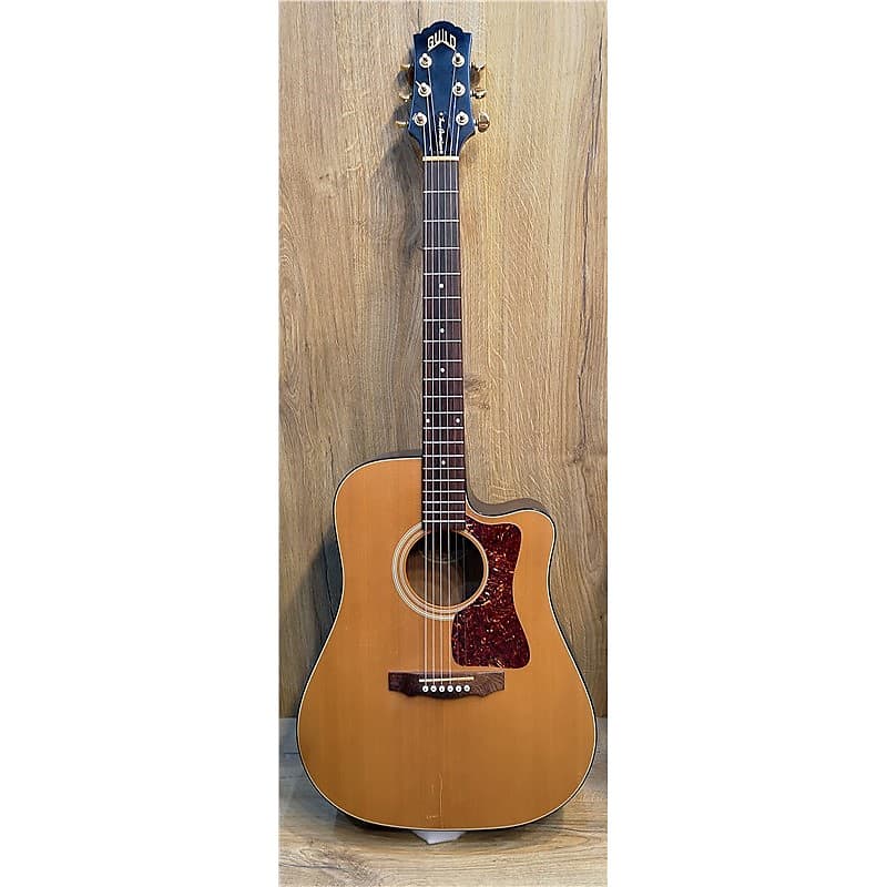 Guild True American DC-1E NT Acoustic-Electric Guitar - Natural w/Case,  Second-Hand