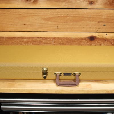 FENDER TWEED Hard Shell Guitar CASE Stratocaster & Telecaster Strat Tele Clean! image 2