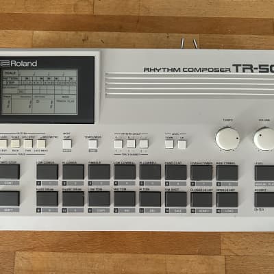 Roland TR-505 Drum Machine + ROM Expansion Linn LM-1, LinnDrum & Oberheim DMX